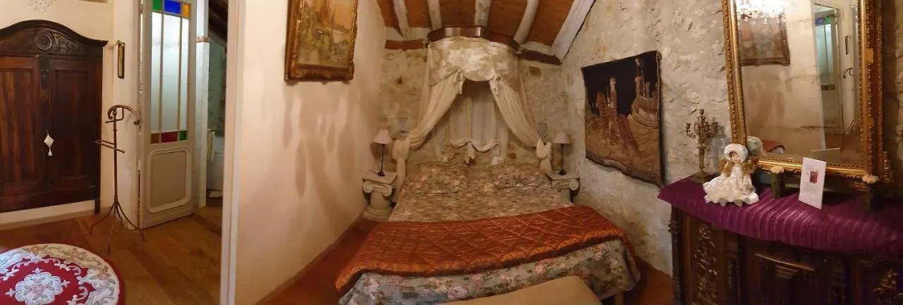 La Ferme De Jeanne Bed & Breakfast Saint-Girons  Saint-Girons (Ariege)